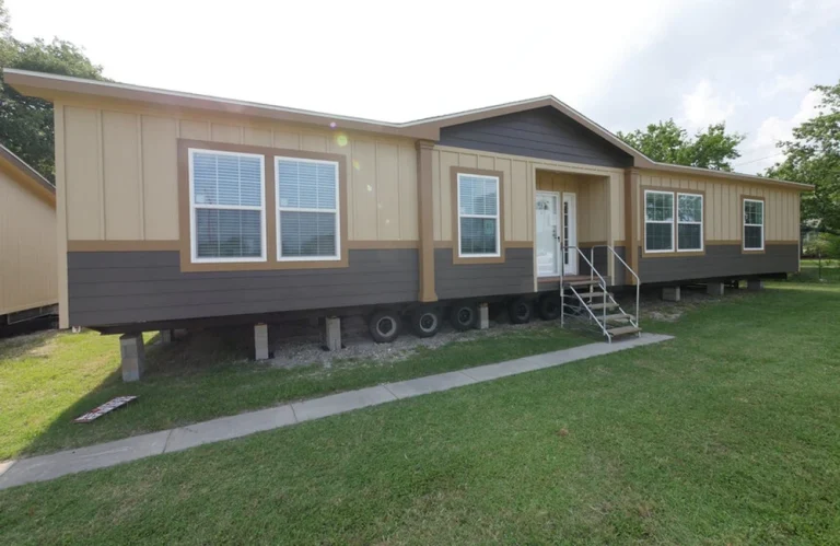 Meridian-De-Vaca-MP32643A-Exterior-Front